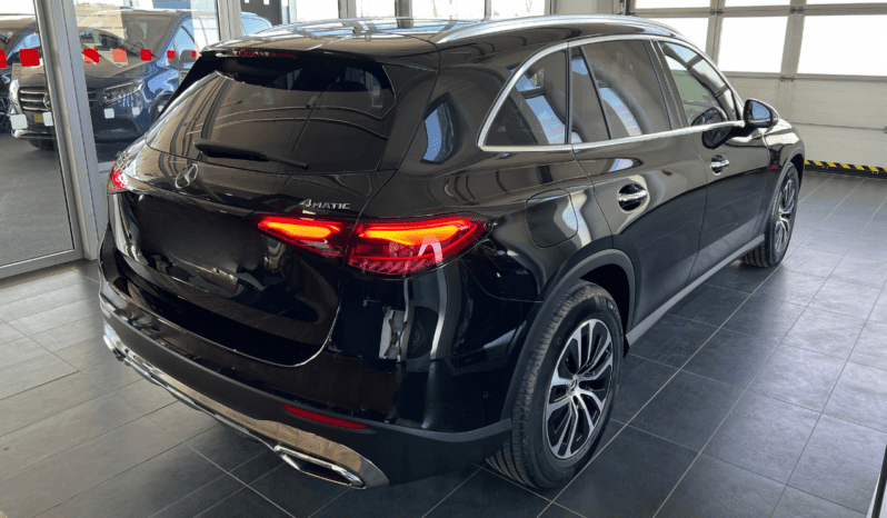 
								Mercedes-Benz GLC 200 4MATIC full									