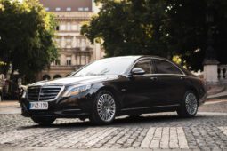 
										Mercedes-Benz S600 full									