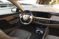 
										Mercedes-Benz S600 full									