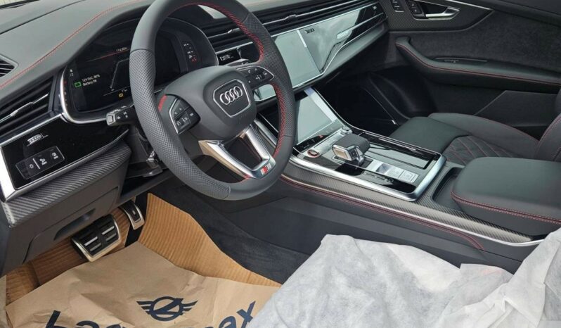 
								Audi Q8 50 TDI quattro tiptronic full									