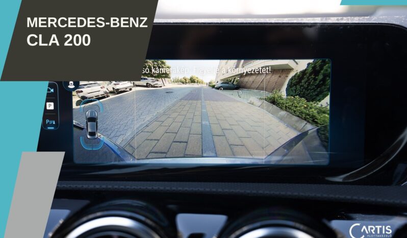 
								Mercedes-Benz CLA 200 D 2.0 full									