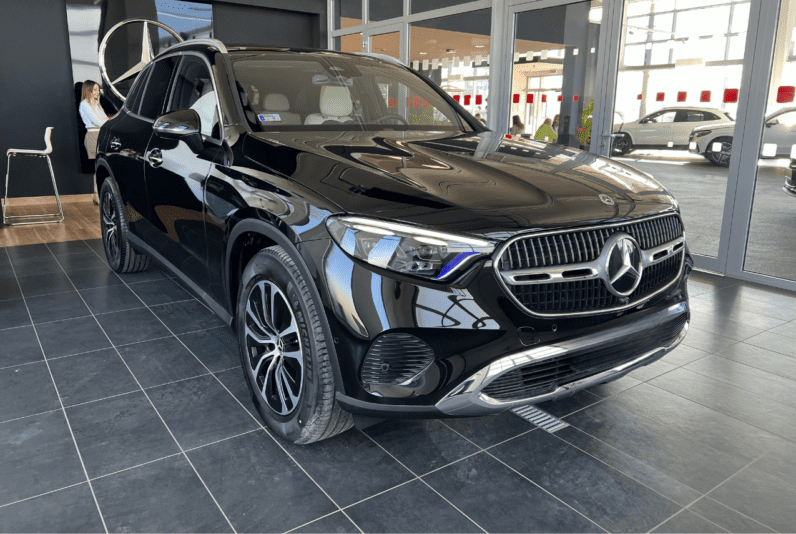 
								Mercedes-Benz GLC 200 4MATIC full									